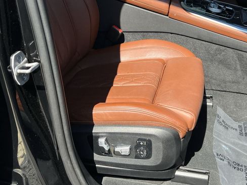 Used 2024 BMW X7 M60i w/ Executive Package AWD/4WD image 27