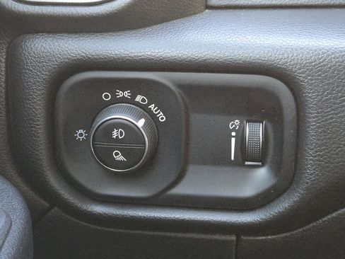 Used 2025 RAM 2500 Tradesman image 26