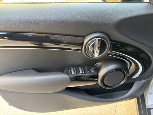 Used 2017 MINI Cooper 2-Door Hardtop FWD image 15