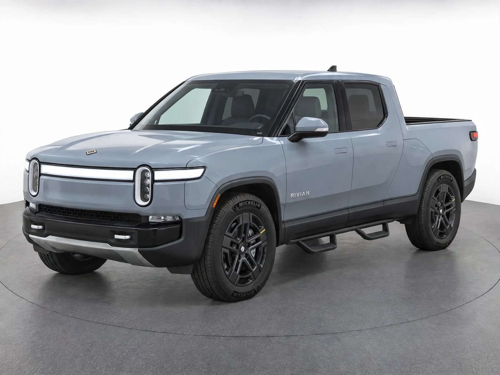 Used 2023 Rivian R1T Adventure Dual AWD/4WD image 1