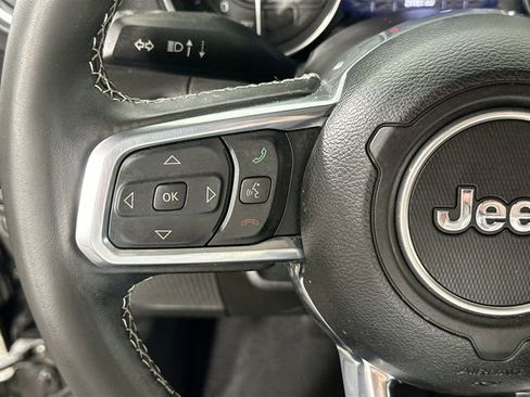 Used 2023 Jeep Wrangler Unlimited Sahara w/ Cold Weather Group AWD/4WD image 22