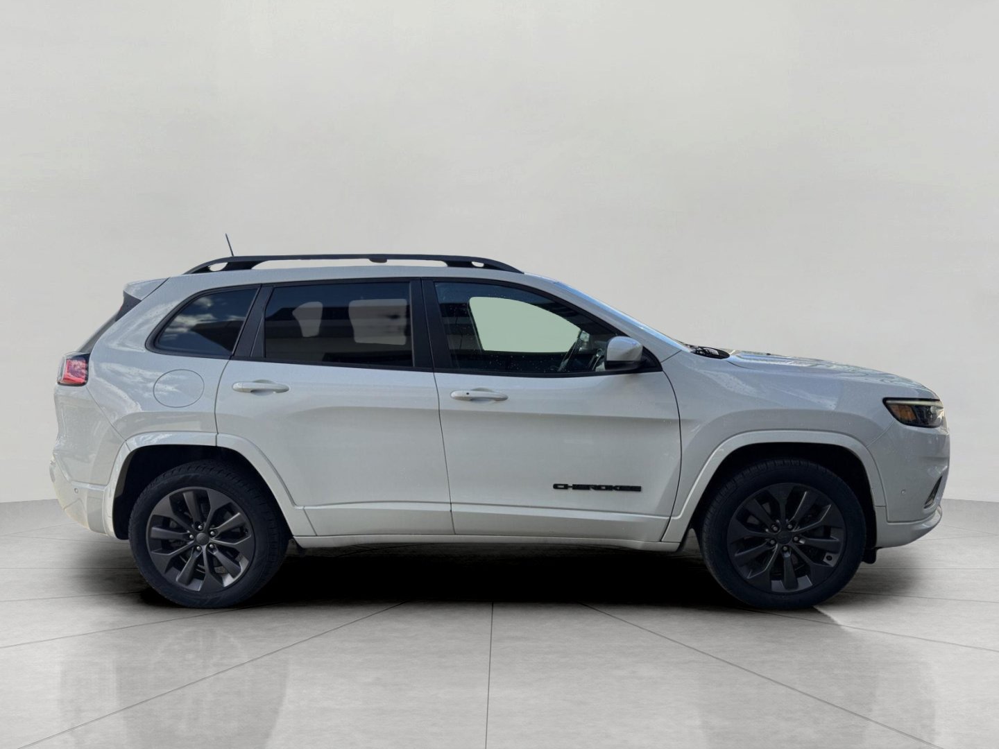Used 2019 Jeep Cherokee High Altitude AWD/4WD image 14