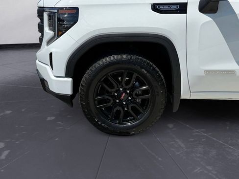 Used 2026 GMC Sierra 1500 Elevation w/ X31 Off-Road Package AWD/4WD image 12