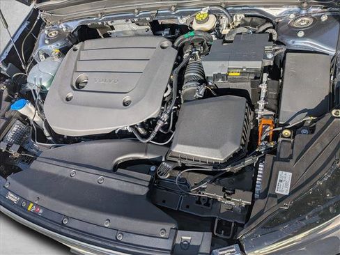 New 2026 Volvo XC40 B4 Plus w/ Climate Package image 19