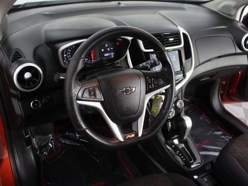 Used 2020 Chevrolet Sonic LT image 8