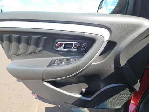 Used 2017 Ford Taurus SEL w/ Equipment Group 201A FWD image 28