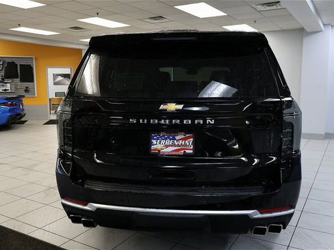 New 2026 Chevrolet Suburban High Country image 9