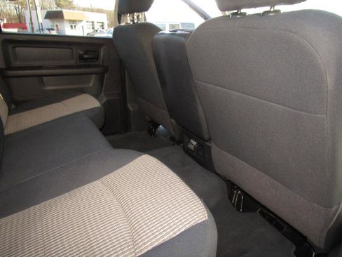 Used 2010 Dodge Ram 2500 Truck ST w/ ST Popular Equipment Group image 33