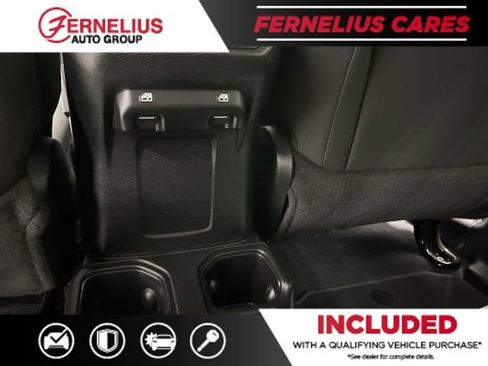 Used 2018 Jeep Wrangler Unlimited Sport S AWD/4WD image 30