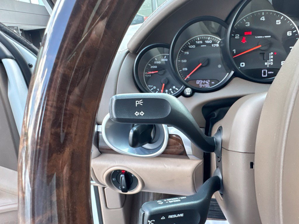 Used 2012 Porsche Cayenne AWD/4WD image 50