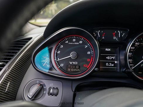 Used 2011 Audi R8 V10 AWD/4WD image 25
