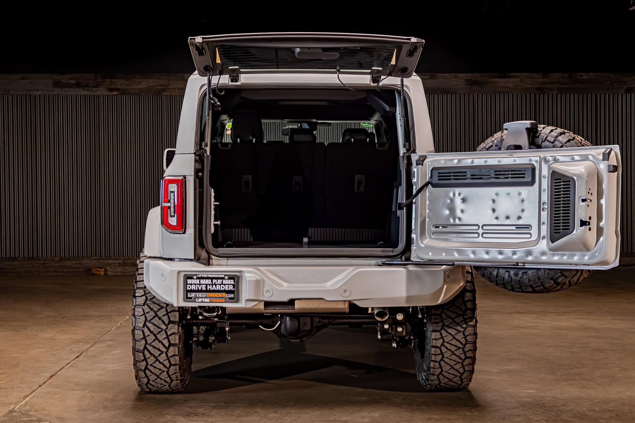 Used 2026 Ford Bronco Outer Banks AWD/4WD image 41