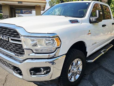 Used 2024 RAM 2500 Big Horn w/ Off Road Package AWD/4WD image 1