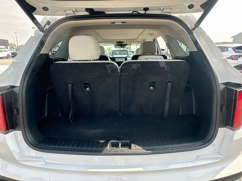 Certified 2023 Kia Sorento SX AWD/4WD image 26