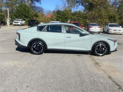 New 2025 Kia K4 EX image 2