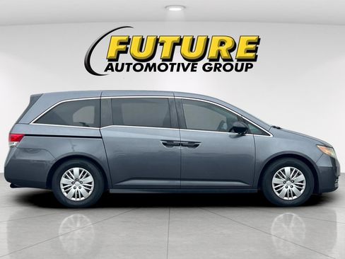 Used 2016 Honda Odyssey LX image 3