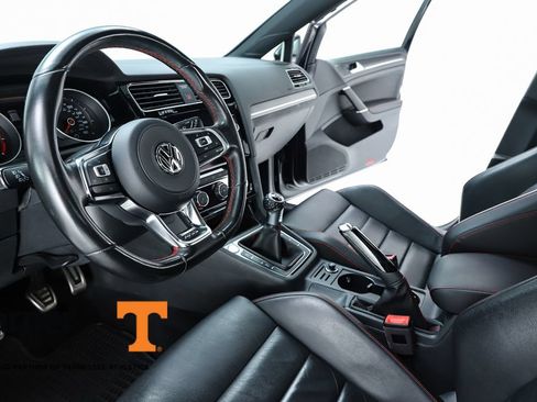 Used 2020 Volkswagen GTI SE FWD image 19
