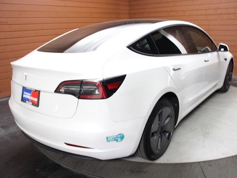 Used 2023 Tesla Model 3 Standard Range image 6