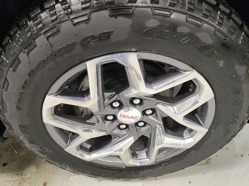 New 2026 GMC Sierra 1500 SLT w/ SLT Premium Plus Package image 4