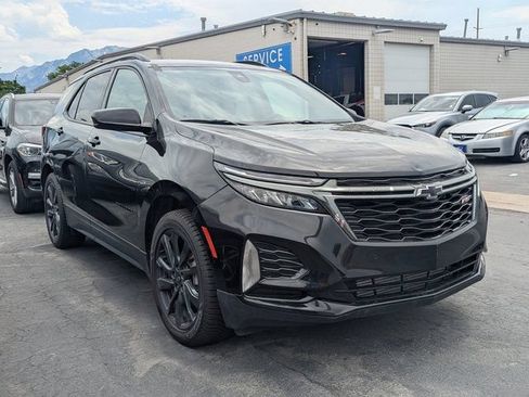 Used 2022 Chevrolet Equinox RS FWD image 1