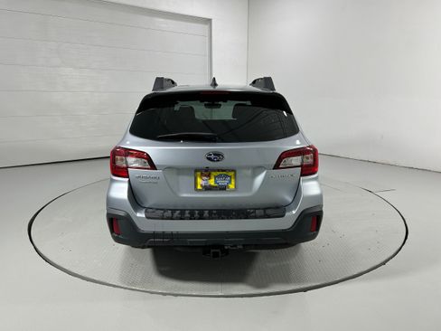 Used 2018 Subaru Outback 2.5i Premium image 29