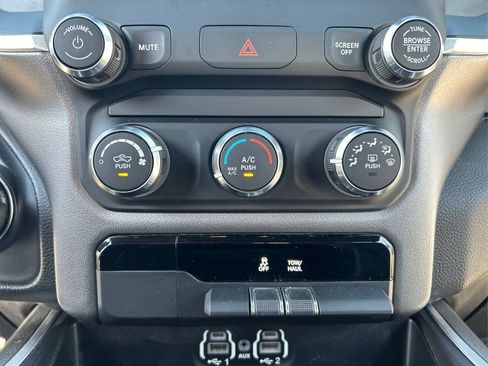 Used 2020 RAM 1500 Lone Star RWD image 27
