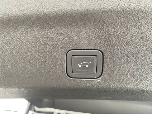 New 2025 Chevrolet Tahoe Premier w/ LPO, Illumination Package image 31