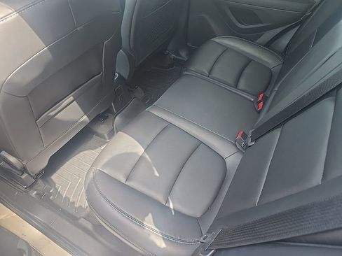 Used 2016 Chevrolet Trax LTZ FWD image 11