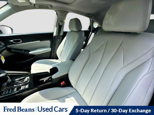 Certified 2025 Acura Integra FWD image 26