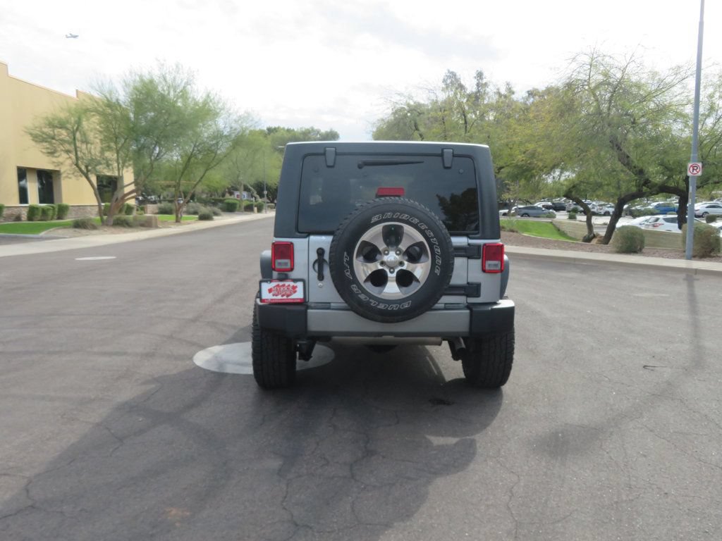 Used 2015 Jeep Wrangler Unlimited Sport AWD/4WD image 12