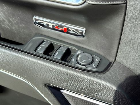 Used 2024 GMC Sierra 1500 AT4X w/ AT4X AEV Edition image 18