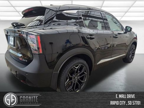 New 2026 Nissan Kicks SR w/ SR Premium Package AWD/4WD image 5