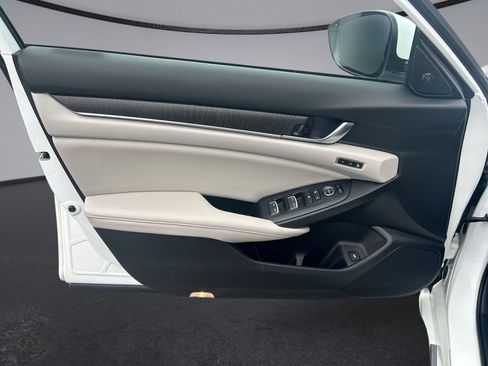 Used 2018 Honda Accord EX-L image 28