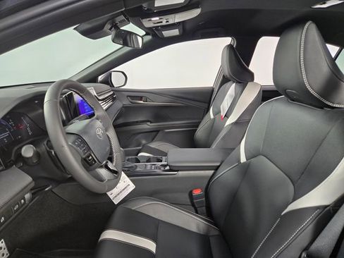 Used 2026 Toyota Camry SE image 14