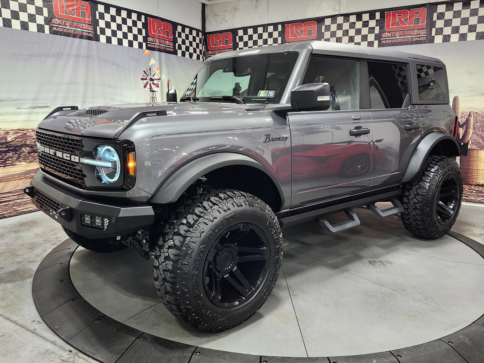 Used 2022 Ford Bronco Wildtrak AWD/4WD image 2
