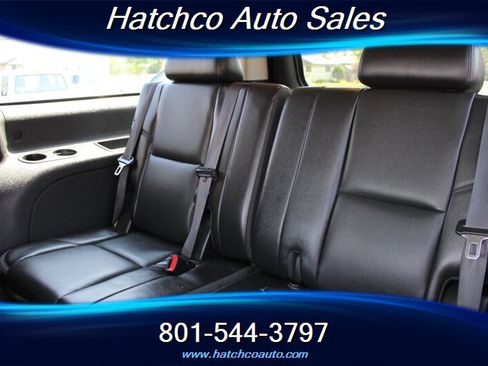 Used 2012 Chevrolet Suburban LT AWD/4WD image 17