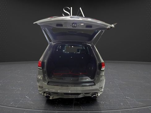 Used 2020 Jeep Grand Cherokee SRT AWD/4WD image 9