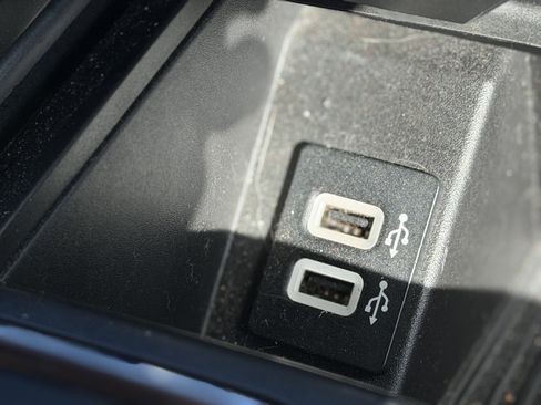 Used 2018 Ford F150 XLT w/ Equipment Group 302A Luxury image 21