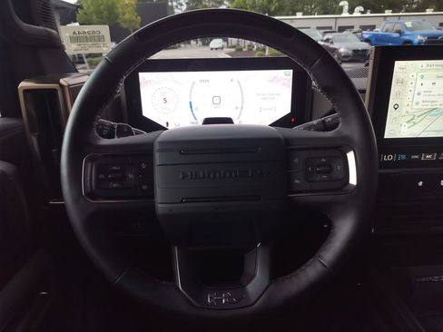 Used 2025 GMC Hummer EV 3X AWD/4WD image 12