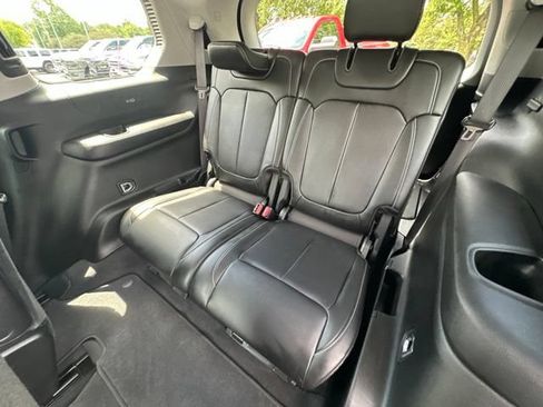 Used 2022 Jeep Grand Cherokee L Limited AWD/4WD image 28