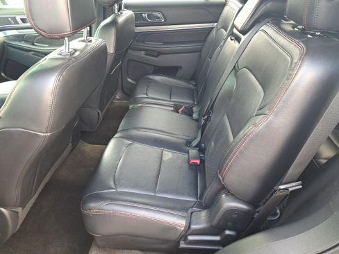 Used 2016 Ford Explorer Sport image 9
