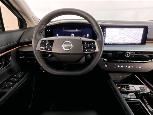 Certified 2025 Nissan Murano SL image 7