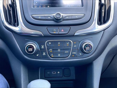Used 2024 Chevrolet Equinox LT AWD/4WD image 34