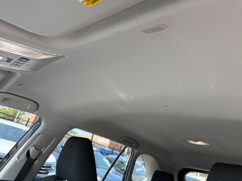 Used 2023 Toyota RAV4 LE AWD/4WD image 29