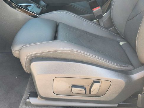 Used 2023 BMW X1 xDrive28i w/ M Sport Package AWD/4WD image 23