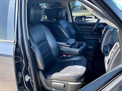 Used 2017 RAM 1500 Express w/ Express Value Package AWD/4WD image 7