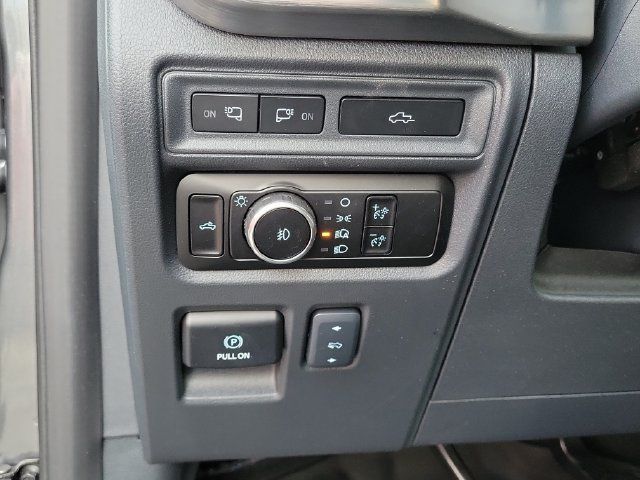 Used 2023 Ford F150 Lariat AWD/4WD image 16