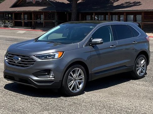 Used 2024 Ford Edge Titanium w/ Equipment Group 301A AWD/4WD image 2