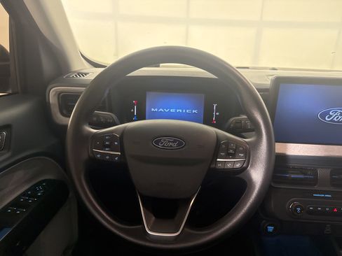 Used 2025 Ford Maverick XLT FWD image 11