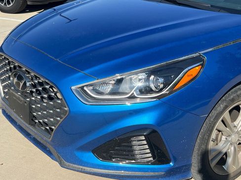 Used 2018 Hyundai Sonata Sport FWD image 4